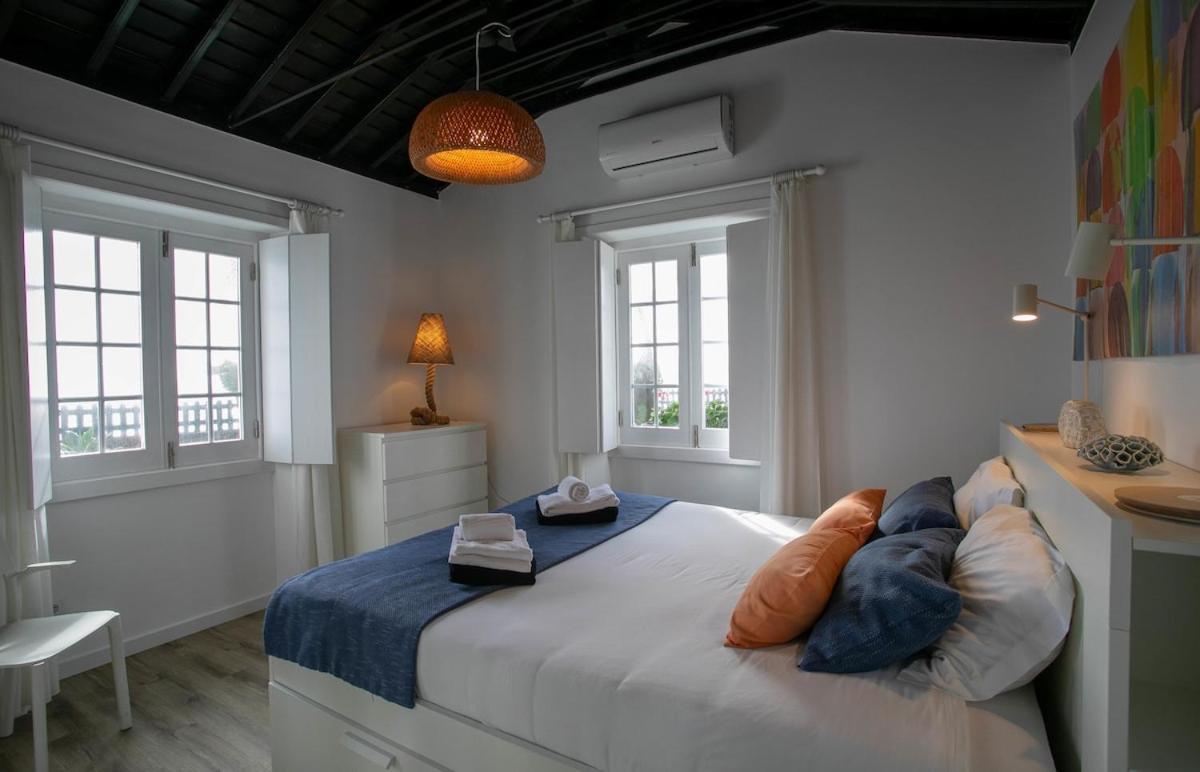 Guestready - Oceanfront Lookout House Ponta Delgada Esterno foto